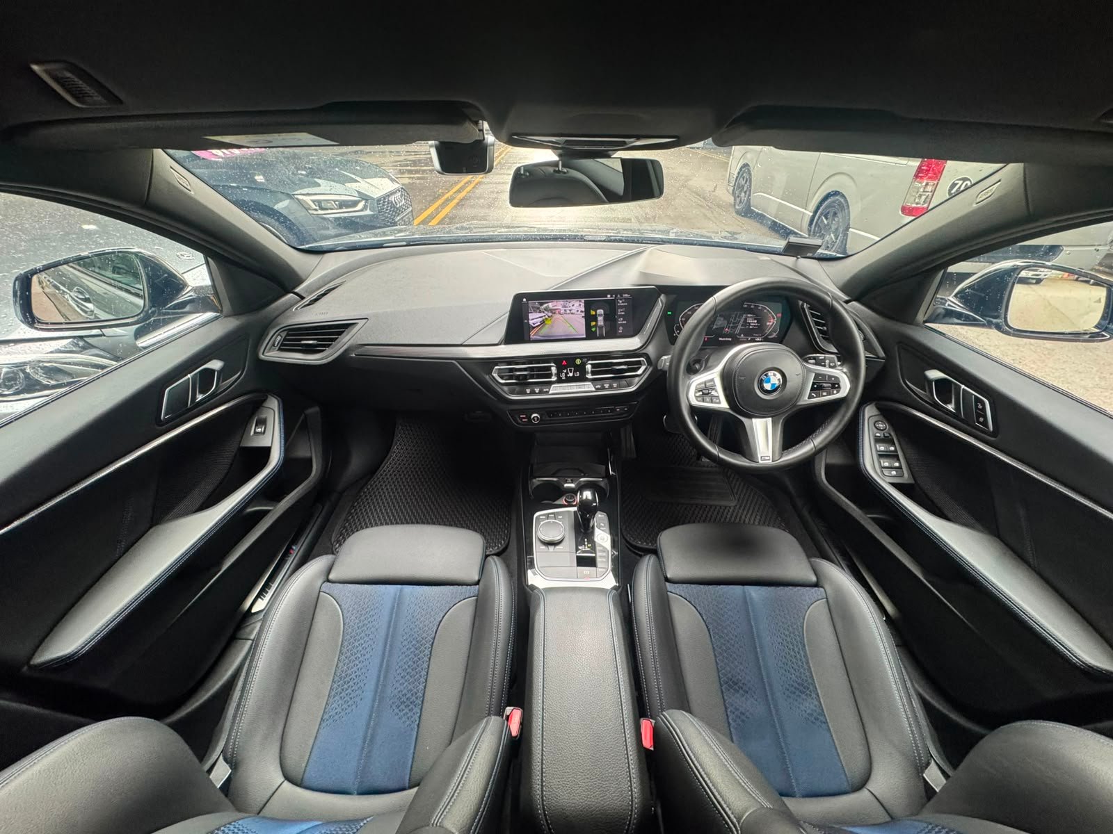 BMW 116i M Sport photo 6